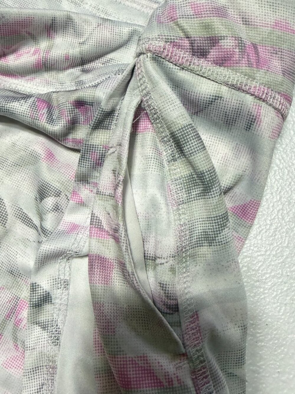 PGA TOUR Women's Golf Skort Size Large White Pink Floral Print Built In Shorts - Picture 3 of 5